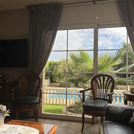 Casa Con Piscina, Jardin, Barbacoa, A.a. Y Wifi En - Es-89-74